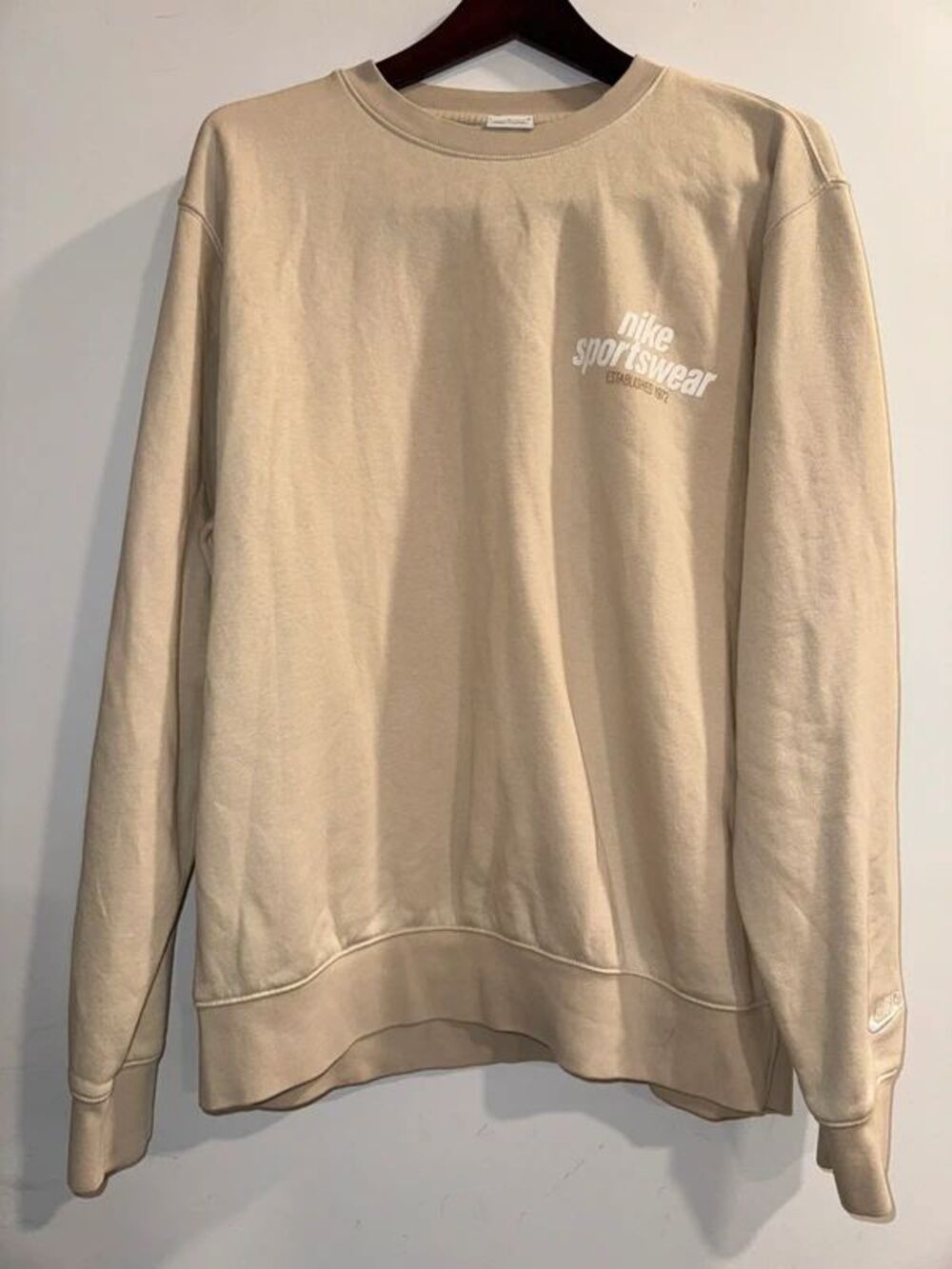 Men’s Tan Nike Club Fleece Crewneck Sweatshirt-Size Large